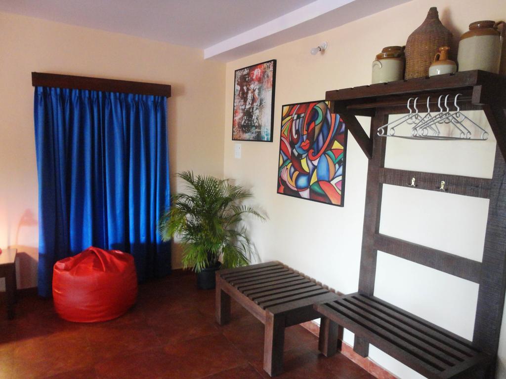 The Yuppi Hippi Hideout Hotell Anjuna Rum bild