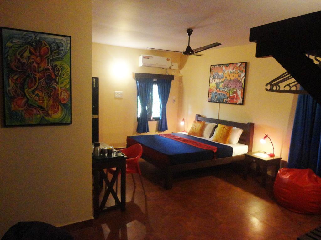 The Yuppi Hippi Hideout Hotell Anjuna Rum bild